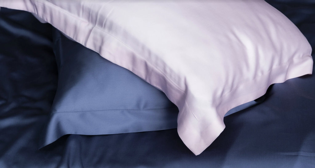 เจาะลึกผ้าปูที่นอน Tencel vs ผ้าปูที่นอน 100% Single-Ply Cotton Sateen ต่างกันอย่างไร